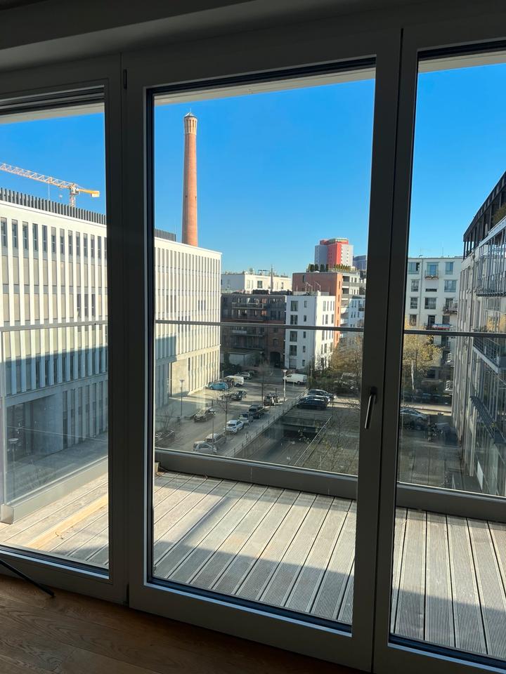 Exklusive 2,5-Zimmer-Wohnung zur UNTERMIETE ab 01.05 in Berlin