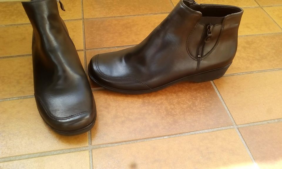 Ara Stiefelette Leder schwarz Gr 42 NP 110,00 € in Wuppertal