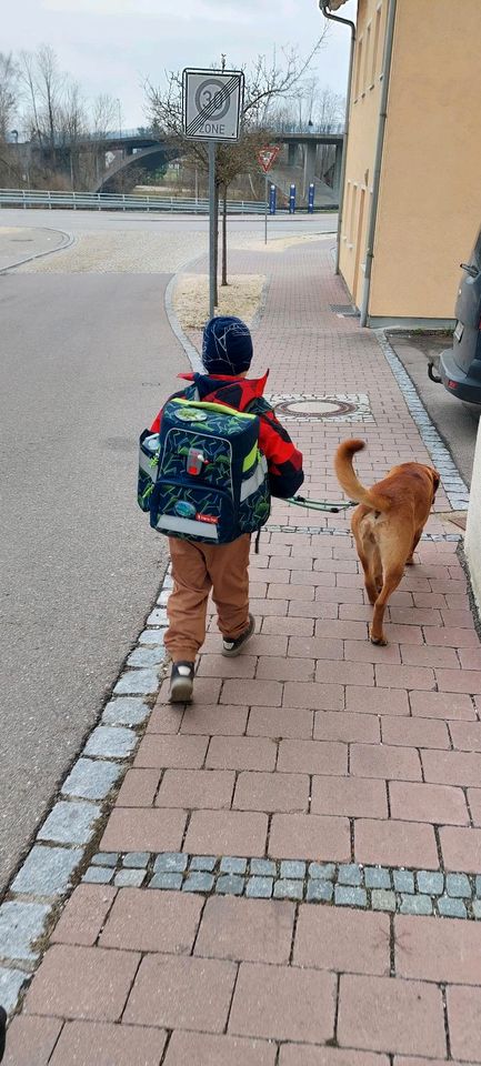 Kindermädchen in Kellmünz an der Iller