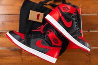 Jordan 1 High OG Satin Bred in der Größe W12 - Eu 44,5 Nordrhein-Westfalen - Wiehl Vorschau