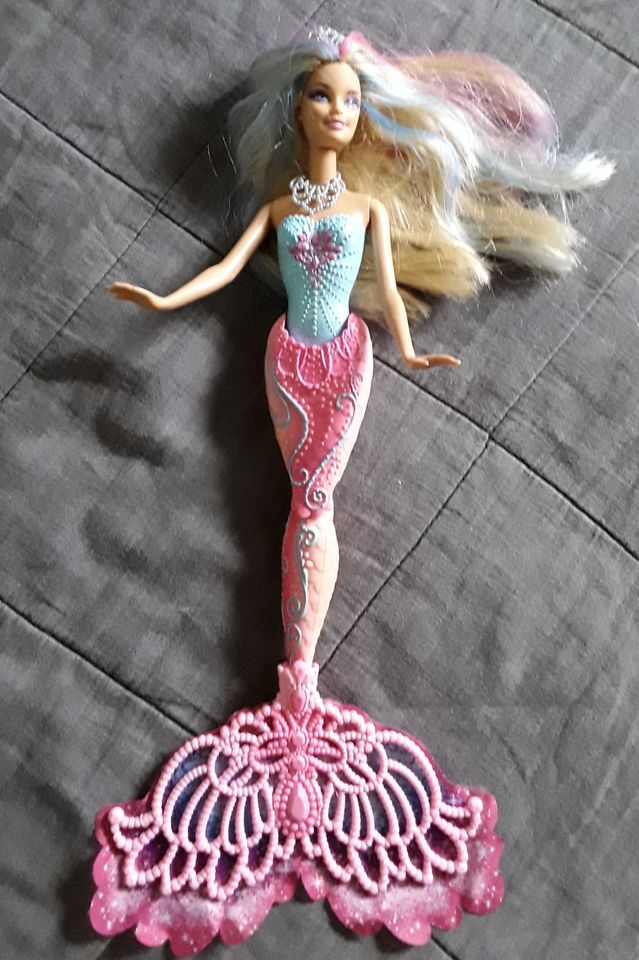 Barbie X9178  Color  Magic  Mermaid Mattel  2012 selten in Stuttgart