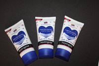 Konvolut 3 x Neutrogena Handcreme Konzentrat --NEU-- Thüringen - Rositz Vorschau