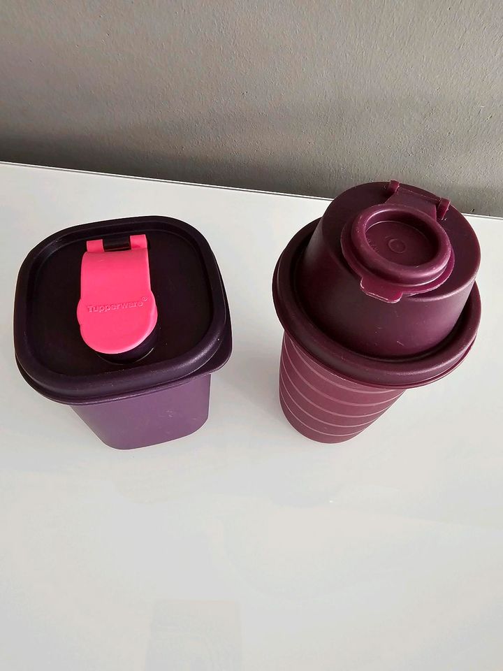 Tupperware Shaker 2x in Bremen