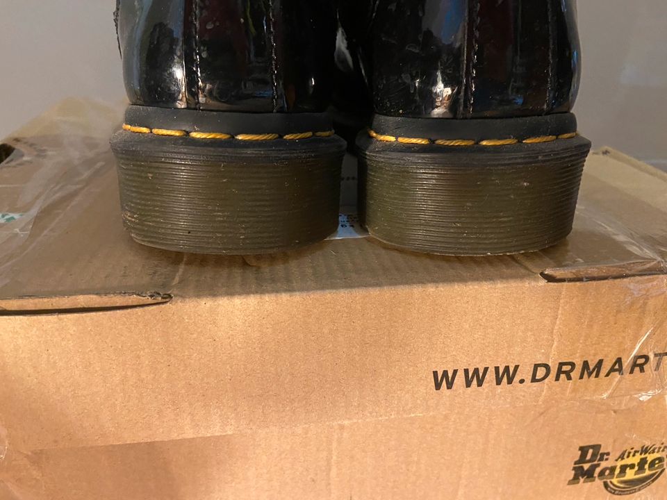 Dr Martens Chelsea Lack 37 in Duisburg