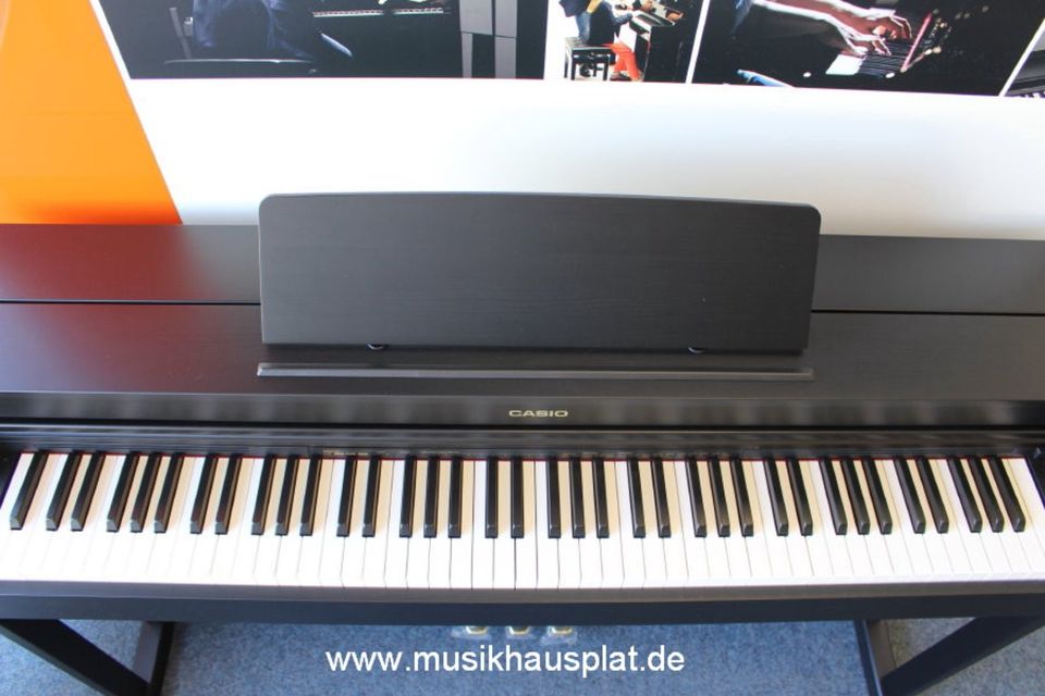 E Piano Digitalpiano Die Klasse unter 1000 Euro neu in Gettorf