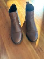 Halbstiefel braun 36 Damenschuhe Nordrhein-Westfalen - Hürth Vorschau
