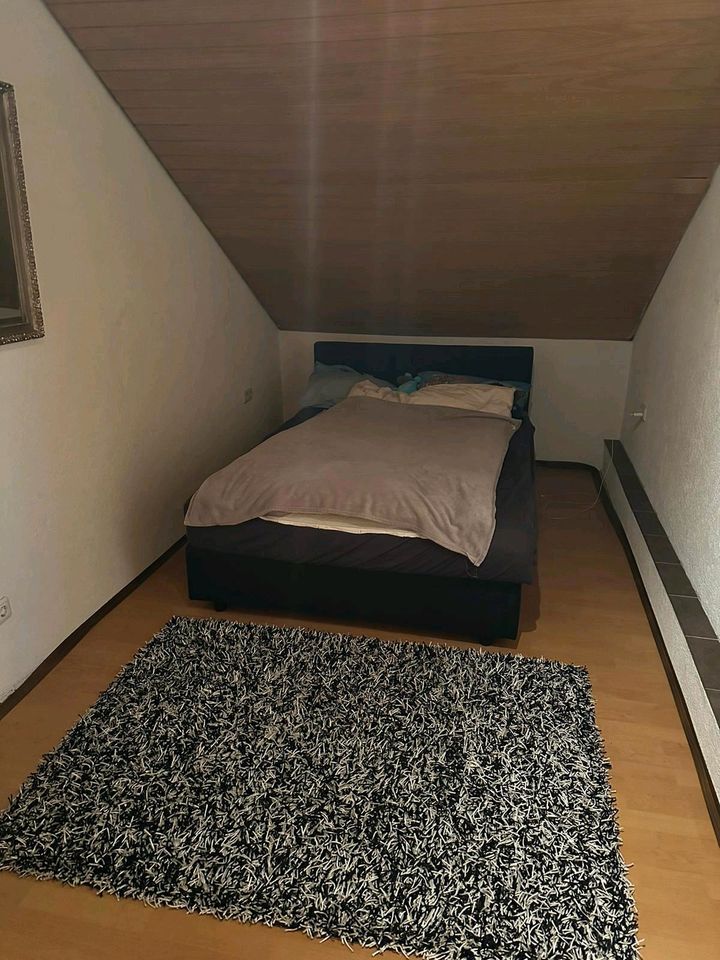 Dachgeschoss Wohnung mit Klimaanlage zu vermieten in Schweinfurt