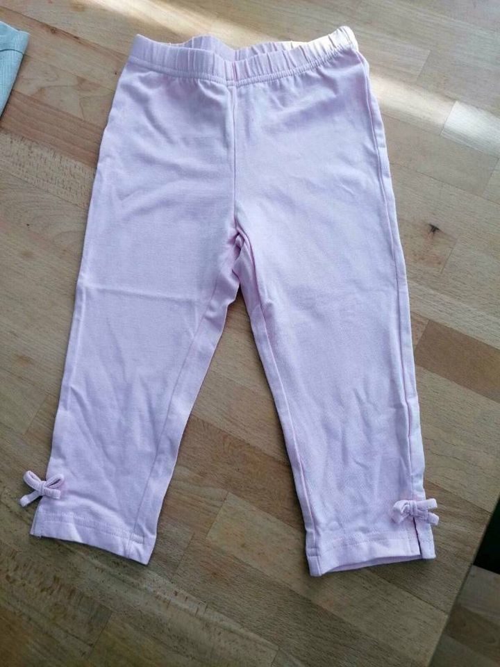 Capri  Leggings 104  Neu teilw mit Etikett Set 9 € oder 3 €/ St in Frankenthal (Pfalz)