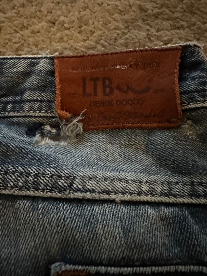 Männer Jeans von LTB in Velbert