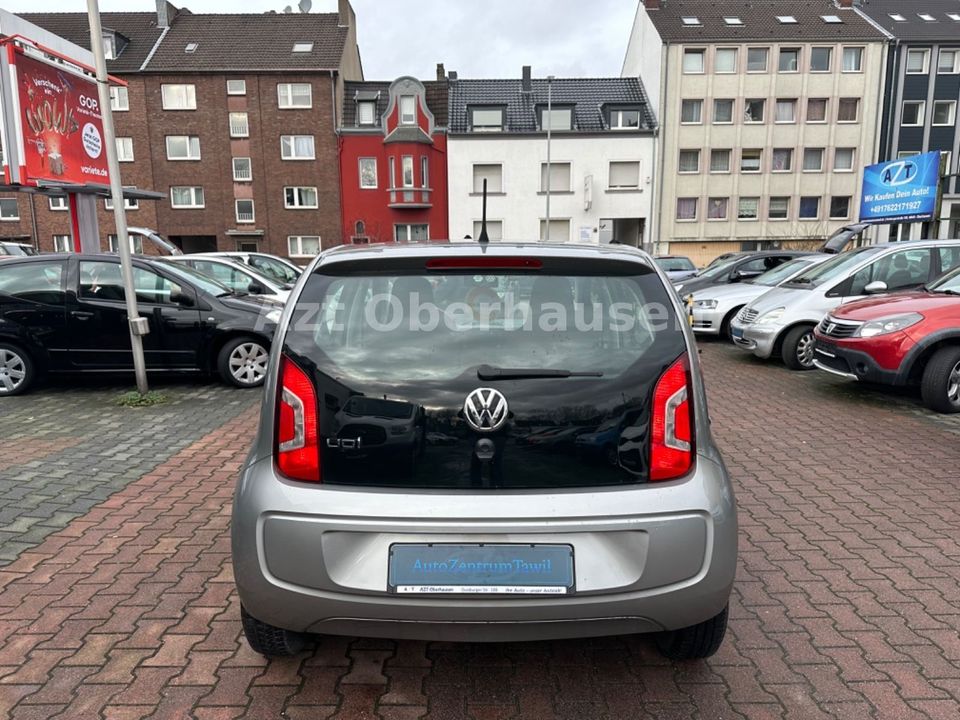 Volkswagen up! 1.0 move*1.HAND*KLIMA*TÜV NEU*SHEFT VOLL* in Oberhausen
