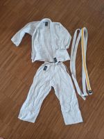 Judo Kampfsport Anzug Größe 2 152 146 Gürtel gelb weiß Berlin - Mitte Vorschau