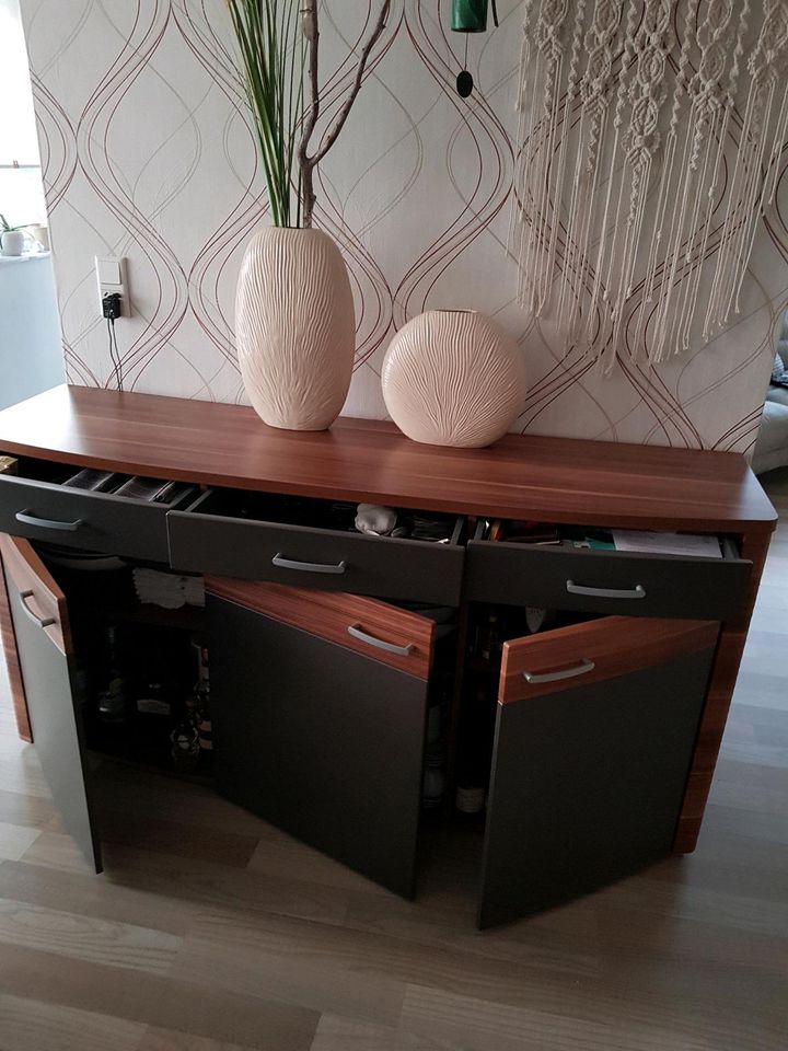 Sideboard Hochwertig. in Schotten