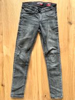 Vingino Jeans Jeggings Brunella 122/128 Gr. 8 Nordrhein-Westfalen - Remscheid Vorschau