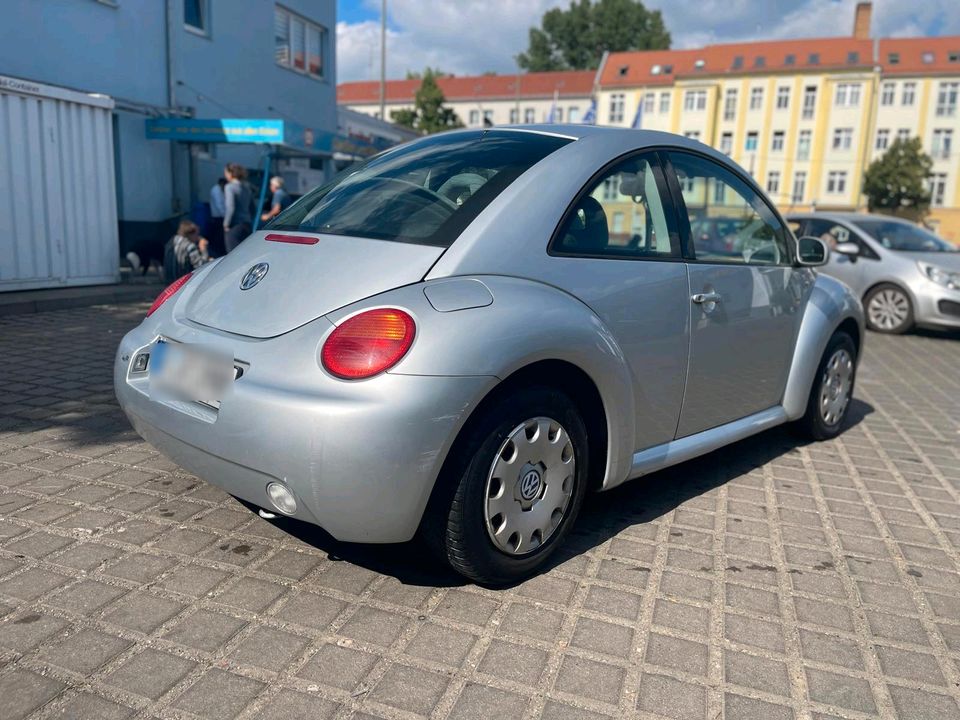 Vw beetle mit New TÜV in Berlin