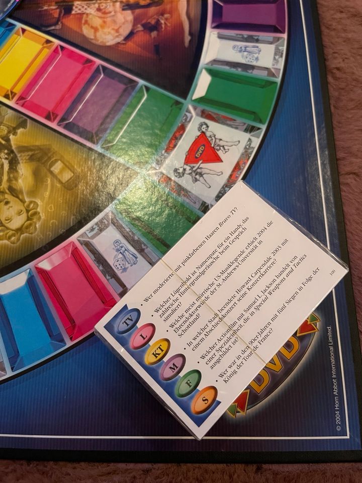 Trivial Pursuit Brettspiel mit DVD Parker in Duisburg