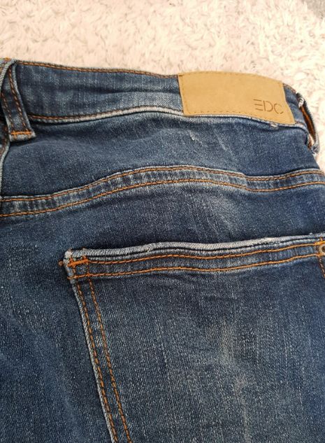 Tolle Skinny Jeans (W30, L30) von EDC by ESPRIT in Bremen