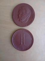 2 DDR Gedenkmedallien Sachsen - Großenhain Vorschau