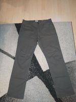 Graue Herren Hose aus Stoff W 34, L 32 Berlin - Charlottenburg Vorschau