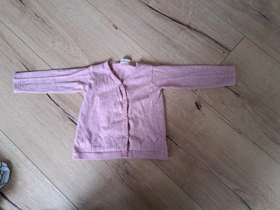 Strickjacke Gr. 74 von alana in Sottrum