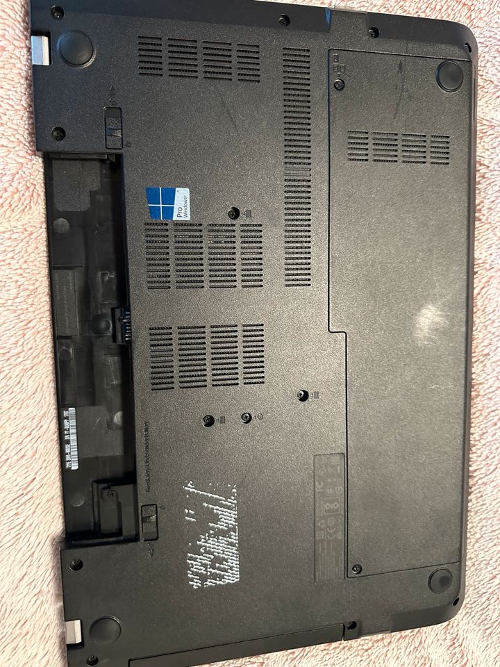 Lenovo ThinkPad E570 15" Laptop, i5 7200U in Hamburg