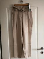 Hose Stoffhose Culotte H&M beige Größe 34 (NEU) Schwerin - Werdervorstadt Vorschau