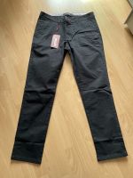 Dustin Chino Pants / Hose black, W33 L30 NEU Kr. München - Sauerlach Vorschau