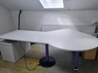 Schreibtisch mit Besuchertisch, variabel aufstellbar Bayern - Grafrath Vorschau