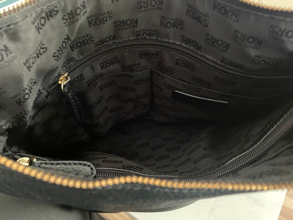 Michael Kors Anita Large 2-in-1 Tasche in Berlin