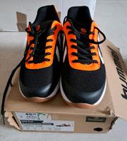 Hummel Turn/Freizeit/Laufschuhe gr 38 neu orig verpackt Nordrhein-Westfalen - Attendorn Vorschau