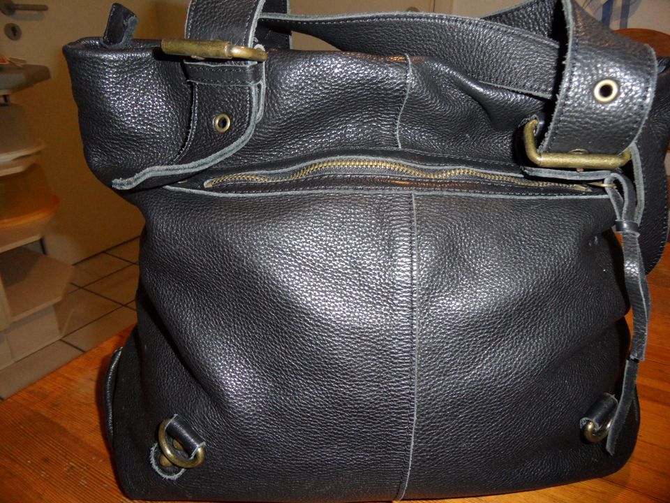 Esprit Ledertasche in Wallenhorst