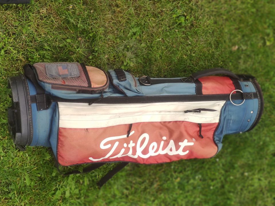 Titleist Golfbag in Rutesheim  