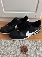 Nike Cortez Herren Sneaker Größe 47 schwarz Baden-Württemberg - Gerlingen Vorschau