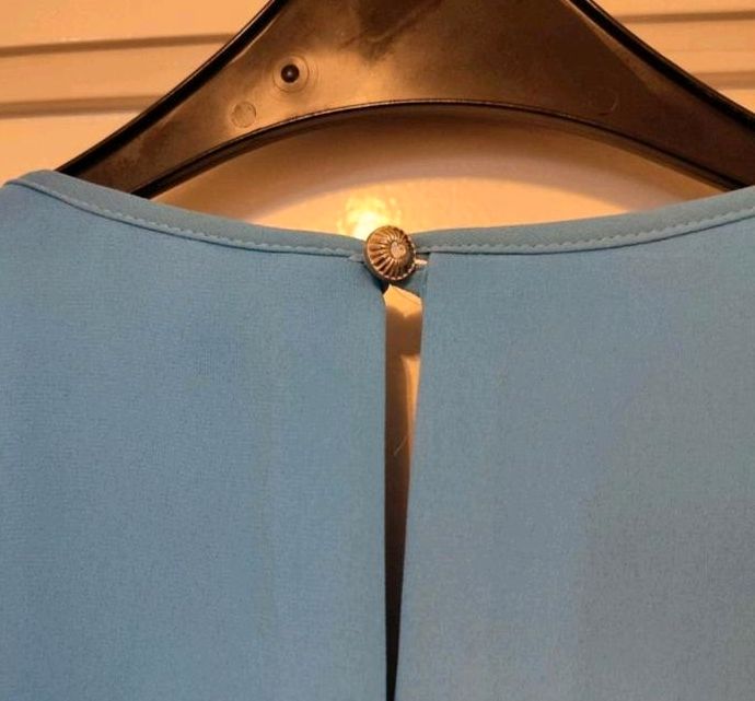 Vintage Kleid Abendkleider Volant blau Gürtel Glitzer 42 in Bassum