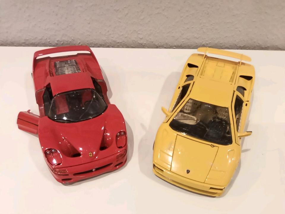 Modellauto Ferrari Lamborghini 1:18 burago defekt Ersatzteile in Hamburg