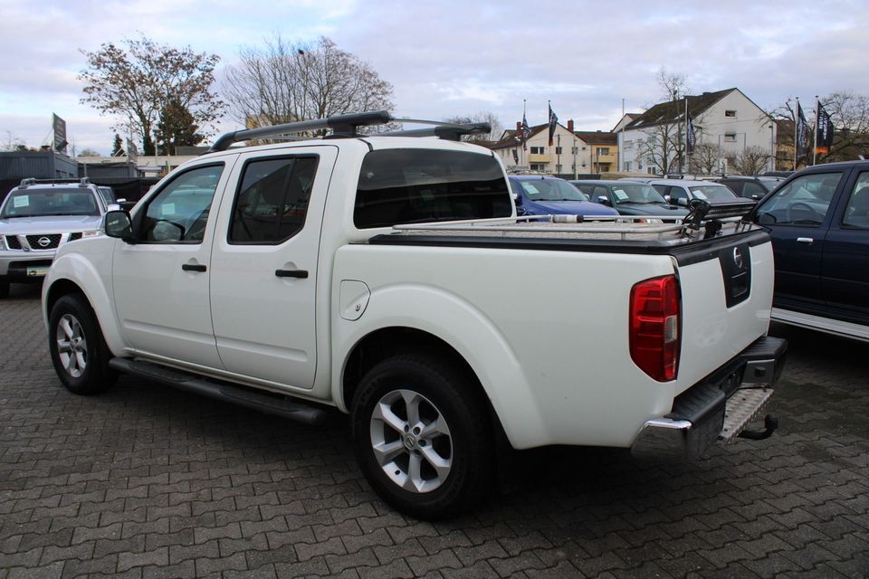Nissan Navara Pick-up Double Cab LE 4X4 in Wiesbaden