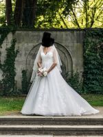 Traumhaftes Brautkleid Innenstadt - Poll Vorschau