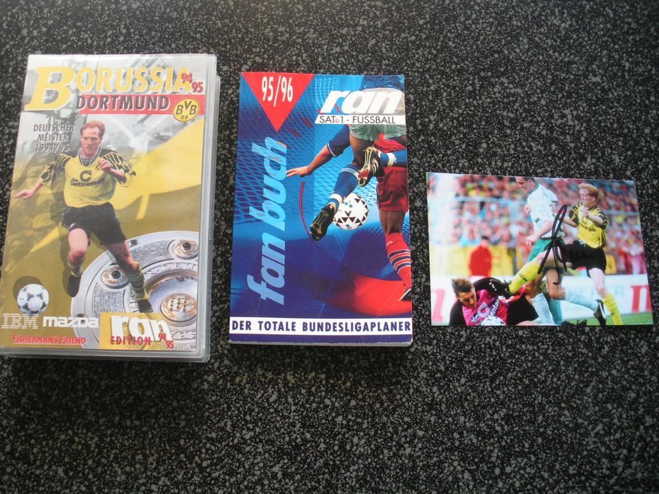 Borussia Dortmund - VHS + AK Sammer signiert + fanbuch 95/96 in Deggendorf