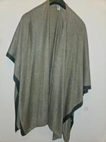 C&A Poncho Einheitsgröße Bayern - Burgbernheim Vorschau