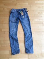 Jeanshose NEU von C&A in Größe 176 Kr. München - Riemerling Vorschau