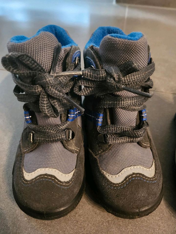 Winterschuhe/Kinderschuhe/Sneaker Gr. 22 / superfit / walkx/ Baby in Hückelhoven