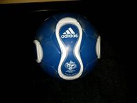 Dunkelblauer "+Teamgeist Glider" Adidas Fussball WM 2006 Hessen - Offenbach Vorschau