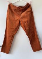 ungetragene feincordJogpant in der tollen Farbe zimt Gr.46/48 Bayern - Kelheim Vorschau