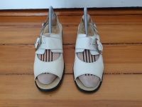 Vintage Lack-Sandalen "Susi" weiß Gr. 37 Friedrichshain-Kreuzberg - Kreuzberg Vorschau