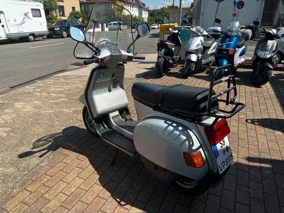 Vespa Cosa E LX 200 H Kennzeichen Oldtimer in Saarbrücken