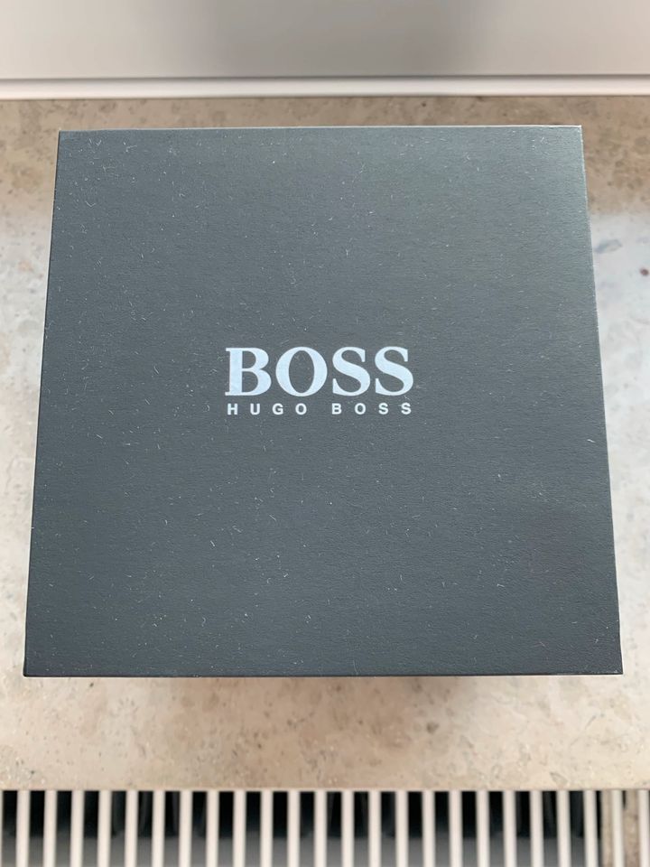 Hugo Boss Box Schachtel in Hamburg