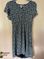 Kleid in Größe 34 Bayern - Mengkofen Vorschau