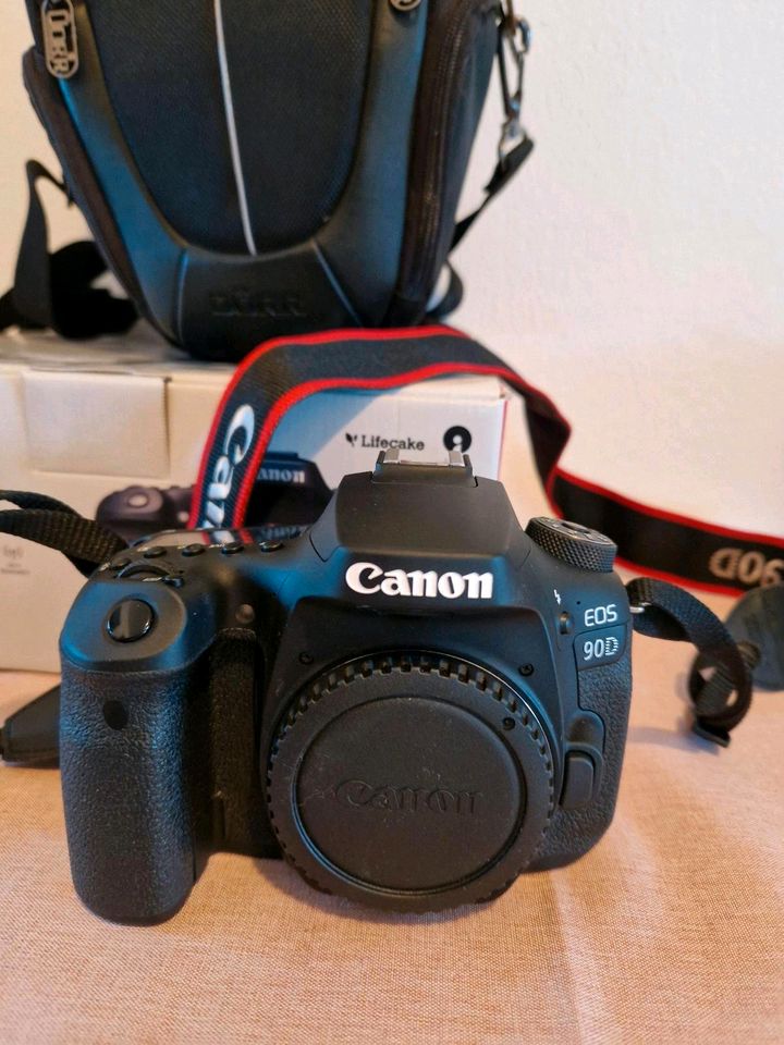 Canon eos 90d in Karlsbad