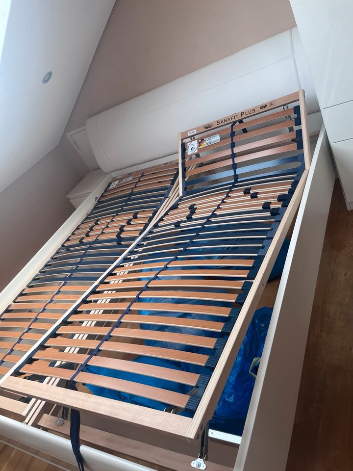 Hochwertiges Bett 1,80m x 2,00m mit Lattenrost zu verkaufen in Kempten