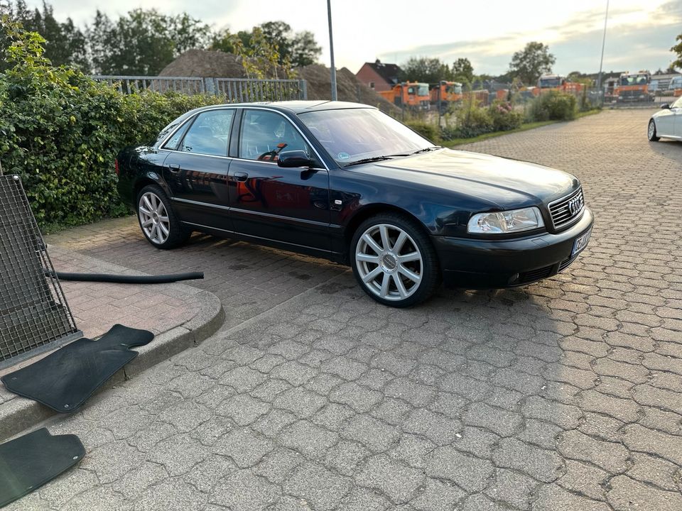 Audi A8 D2 4,2 V8 Quattro Facelift in Faßberg