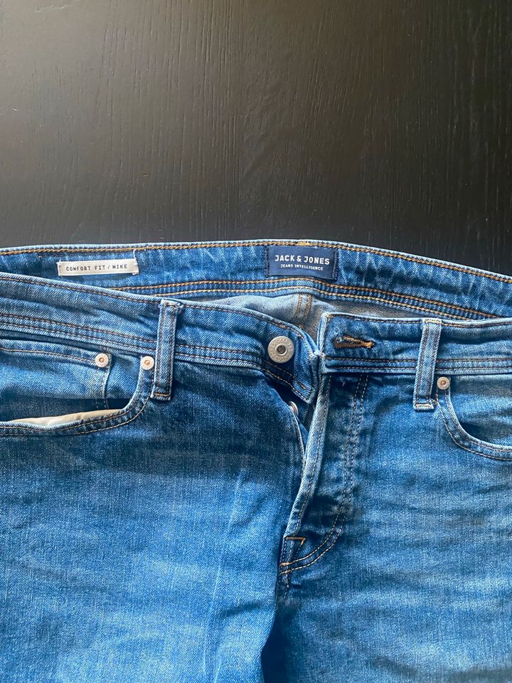 Jeans Hose Herren in Oberhausen